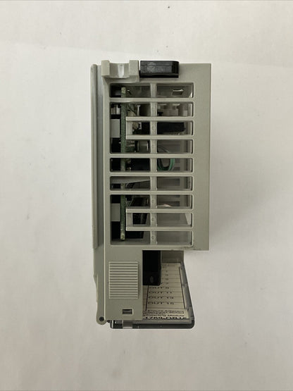 ALLEN BRADLEY 1769-OB16 SER B REV 2 F/W REV 3.1 16PT 20.4-26.4VDC SOURCING OUTPU