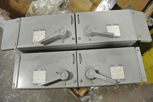 WESTINGHOUSE FDPT3211R - TWIN PANELBOARD SWITCH - 240V, 30A, 3-POLE / EACH