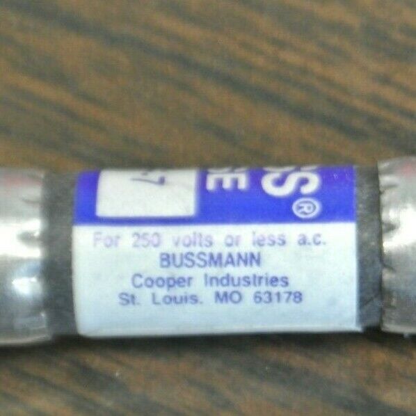 LOT of 5 / BUSS BAF-7 FUSE / 7A / 250V / NEW SURPLUS / BAF 7