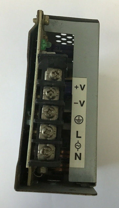 Omron S82J-02524D DC Power Supply 24 VDC 1.1A (BROKEN PLASTIC)