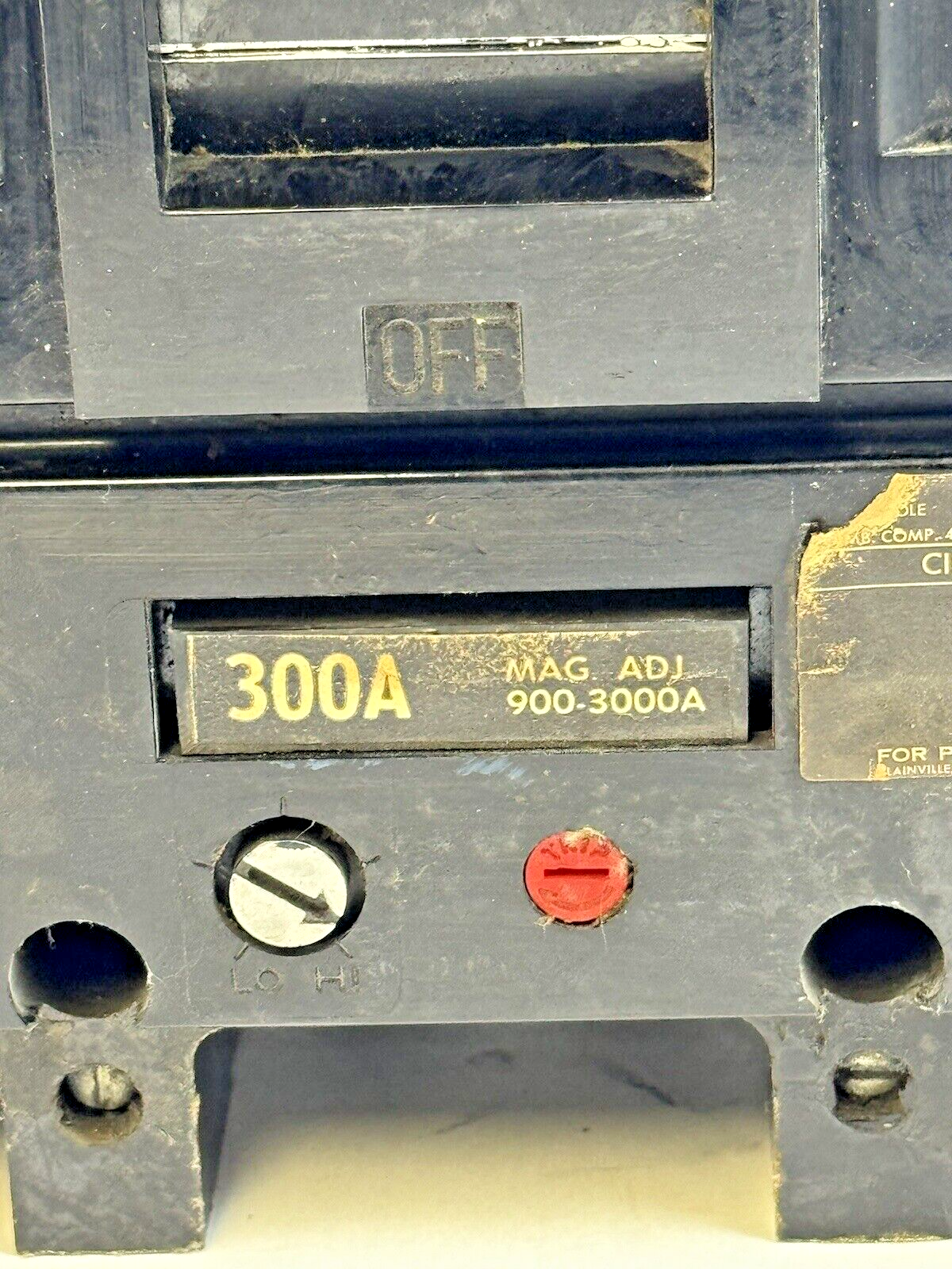 GE - TJJ436300 - CIRCUIT BREAKER W/ 300A TRIP, AUX, SHUNT - 300A, 600VAC, 3 POLE