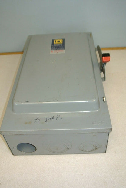 SQUARE D H224N FUSIBLE SAFETY SWITCH / 240V / 200A / H-224-N