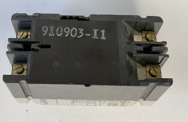 CUTLER HAMMER FDB2030 CIRCUIT BREAKER 30A 2POLE 600VAC