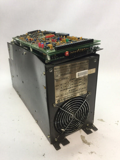 ALLEN BRADLEY 1391B-ESAA15-AQB AC SERVO CONTROLLER INPUT 230V 15A OUTPUT 210 V