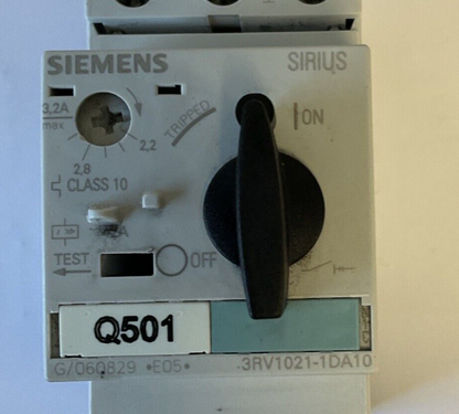SIEMENS 3RV1021-1DA10 MANUAL MOTOR STARTER 42A 2.2-3.2A CLASS 10