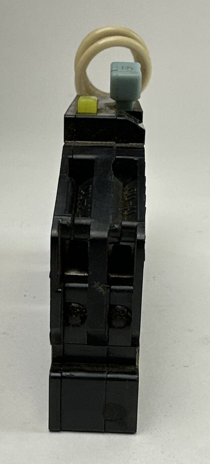 SYLVANIA HRGF-15 QR LINE CIRCUIT BREAKER 15AMP 1POLE 120VAC TYPE R38