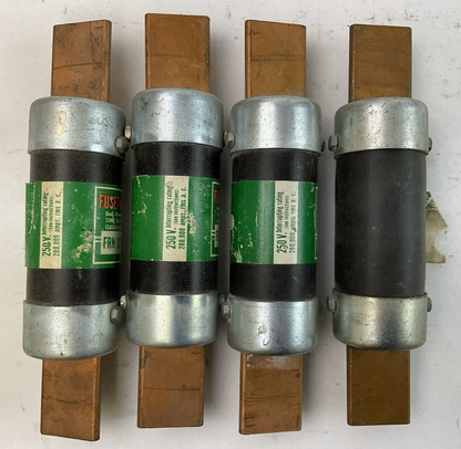 FUSETRON FRN125 DUAL ELEMENT TIME DEALY FUSE 125AMP 250VAC (LOT OF 4)