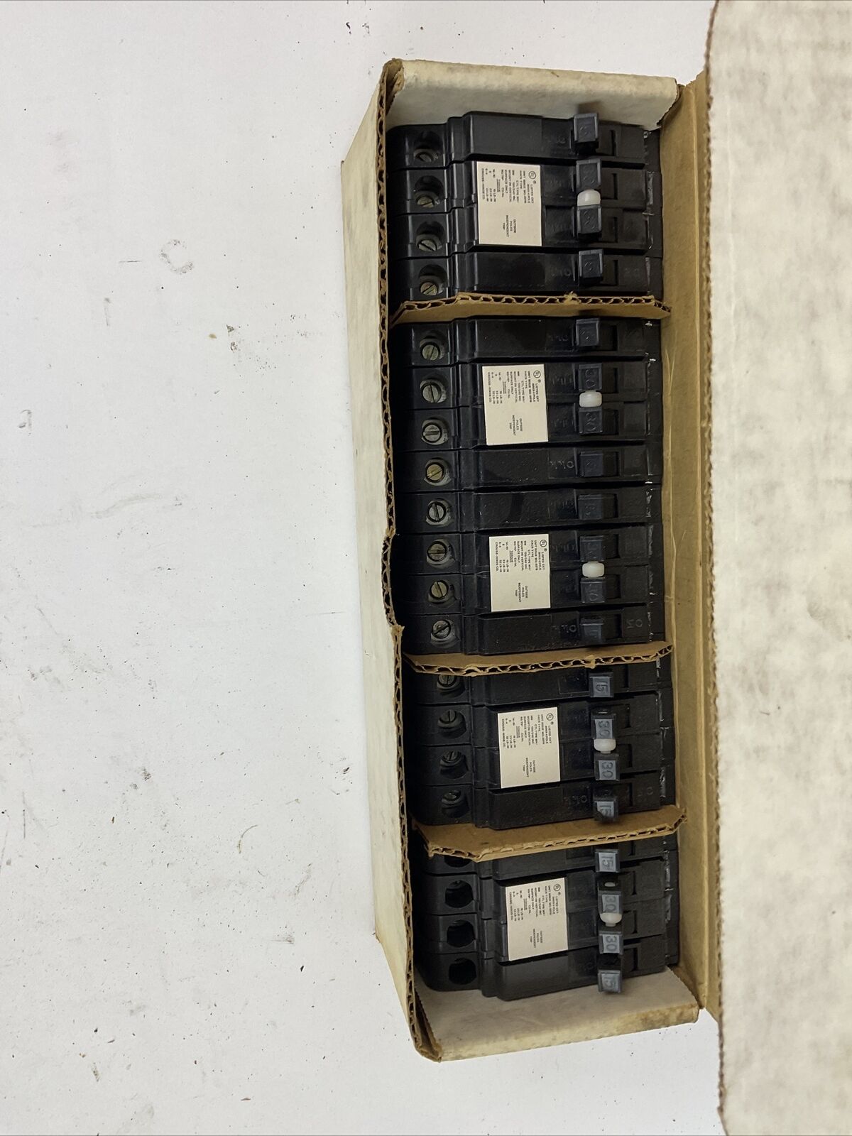 CROUSE-HINDS MP23015 CIRCUIT BREAKER 120/240VAC ***LOTOF5***