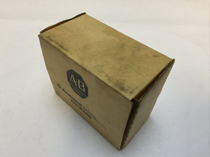 ALLEN BRADLEY 1769-PA4 POWER SUPPLY SER A F/W REV NA DIR/VER 10000392629/02 120/