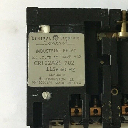 GENERAL ELECTRIC CR122A25702 INDUSTRIAL RELAY 200VAC 10A SER.A 115V 60HZ