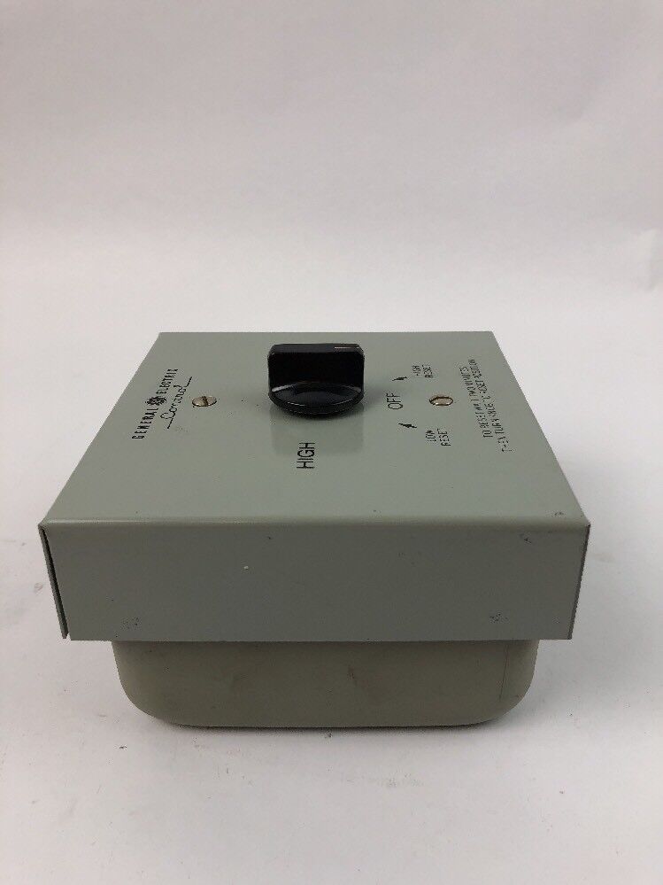 GE CR 101H & Y ENCLOSED 2 SPEED FRATIONAL HP MANUAL MOTOT STARTER W/OVERLOAD PRO