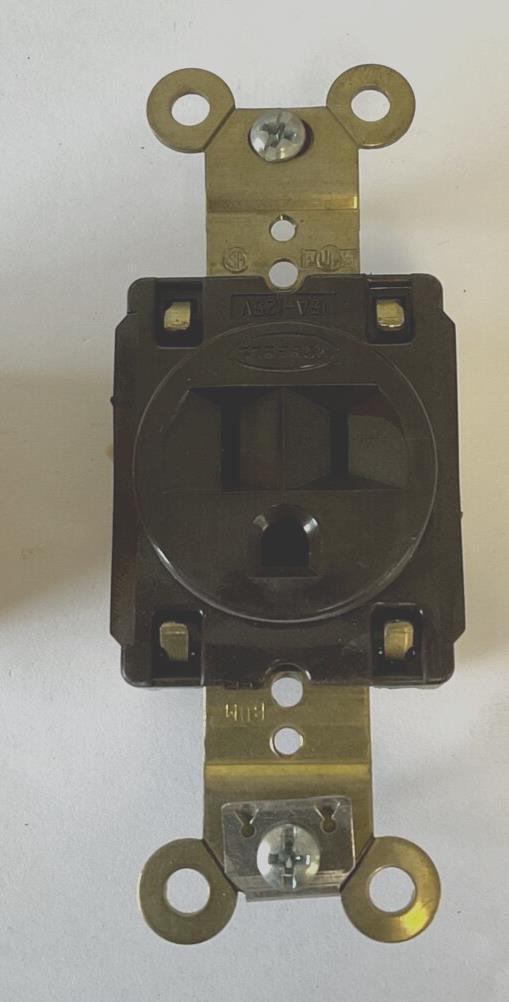 HUBBELL SINGLE RECEPTACLE 2POLE 3 WIRE 15A 125V