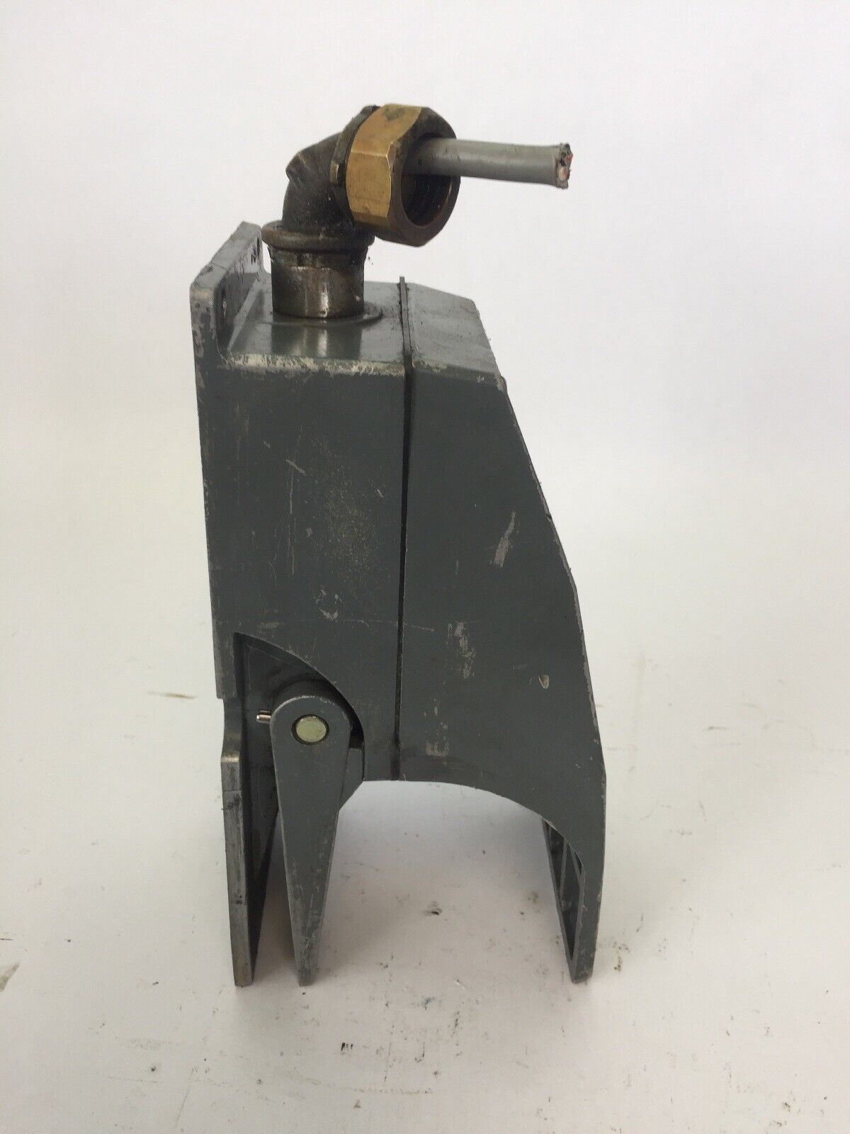 YAMATAKE HONEYWELL MICRO SWITCH 15A-125, 250 OR 480VAC 1/2A-125VDC 1/4A-250VDC