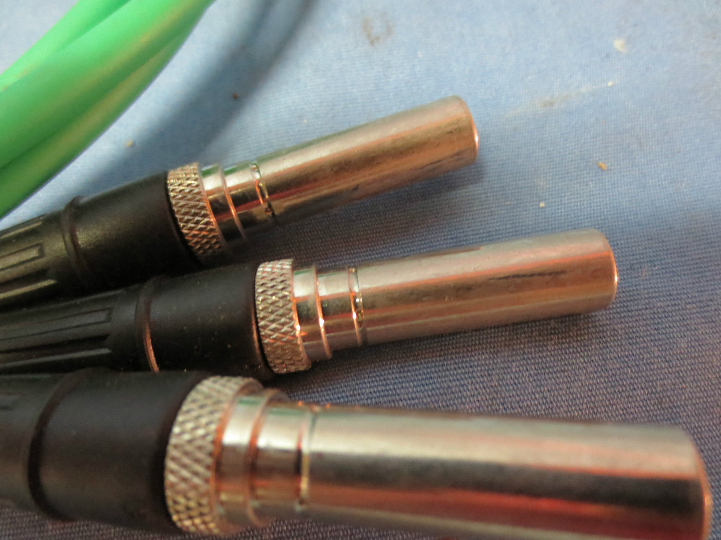 CANARE LV-61S 75-OHM 2-FOOT VIDEO COAXIAL CABLES - COAX - GREEN - LOT of 3 - 2'