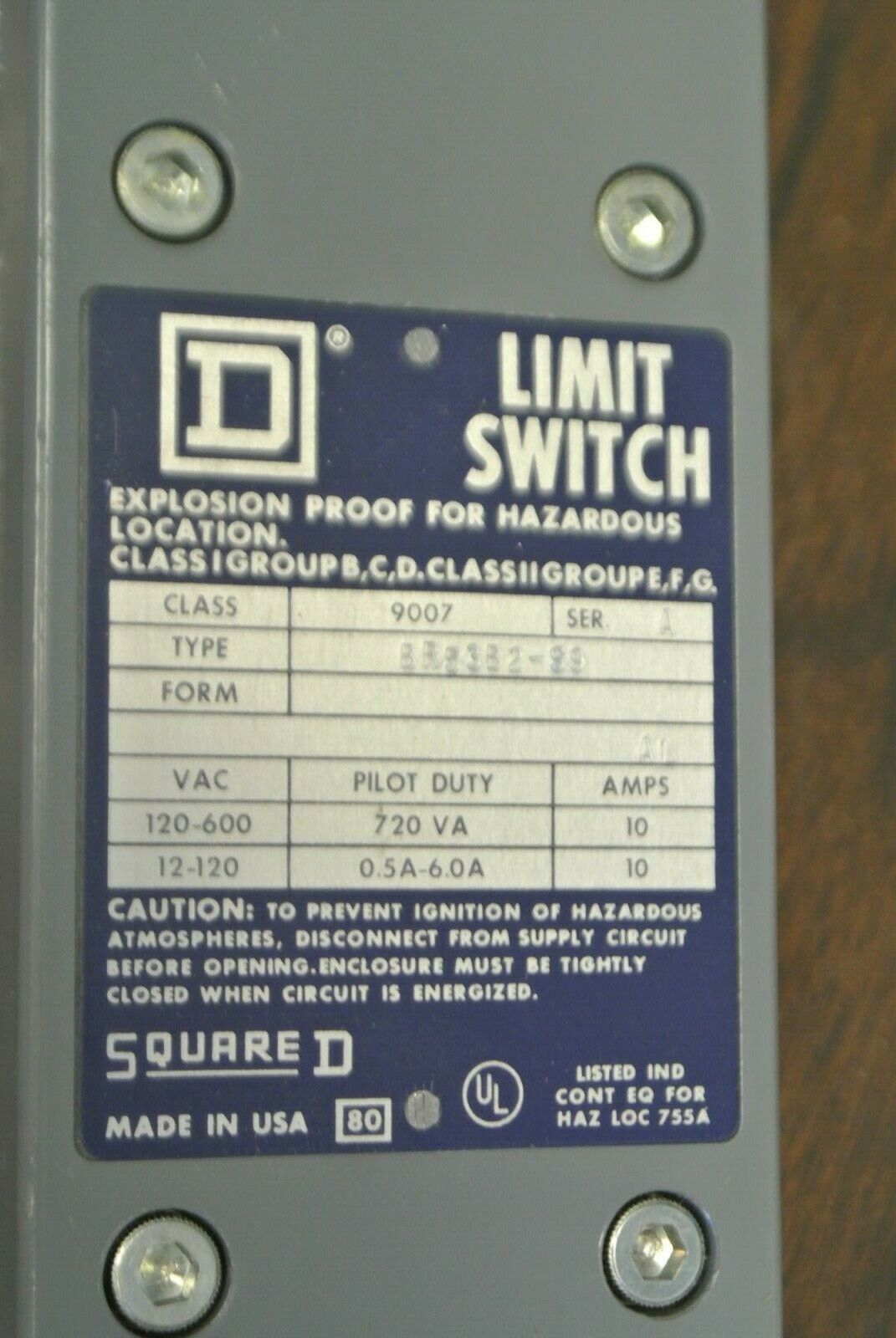 SQUARE D 9007 BR53B2-S9 HEAVY DUTY LIMIT SWITCH for HAZARDOUS LOCATION