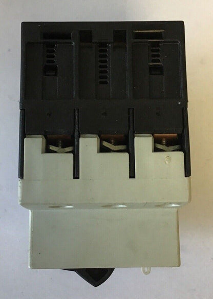 SIEMENS 3RV1011-0JA15 CIRCUIT BREAKER 13A 600V