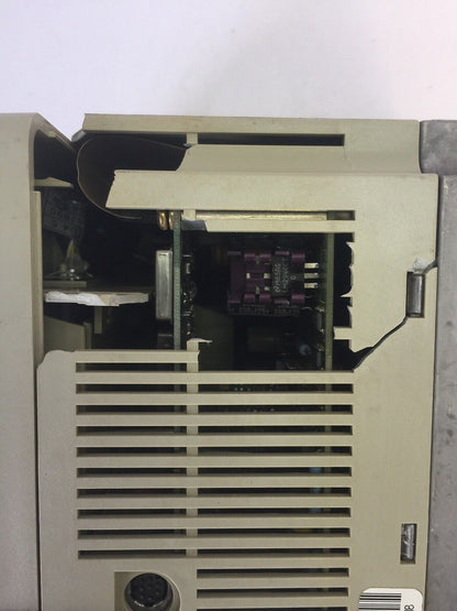 ALLEN BRADLEY 1305-BA06A AC DRIVE INPUT 380-460V 5.8A OUTPUT 380-460V 6.0A 3HP