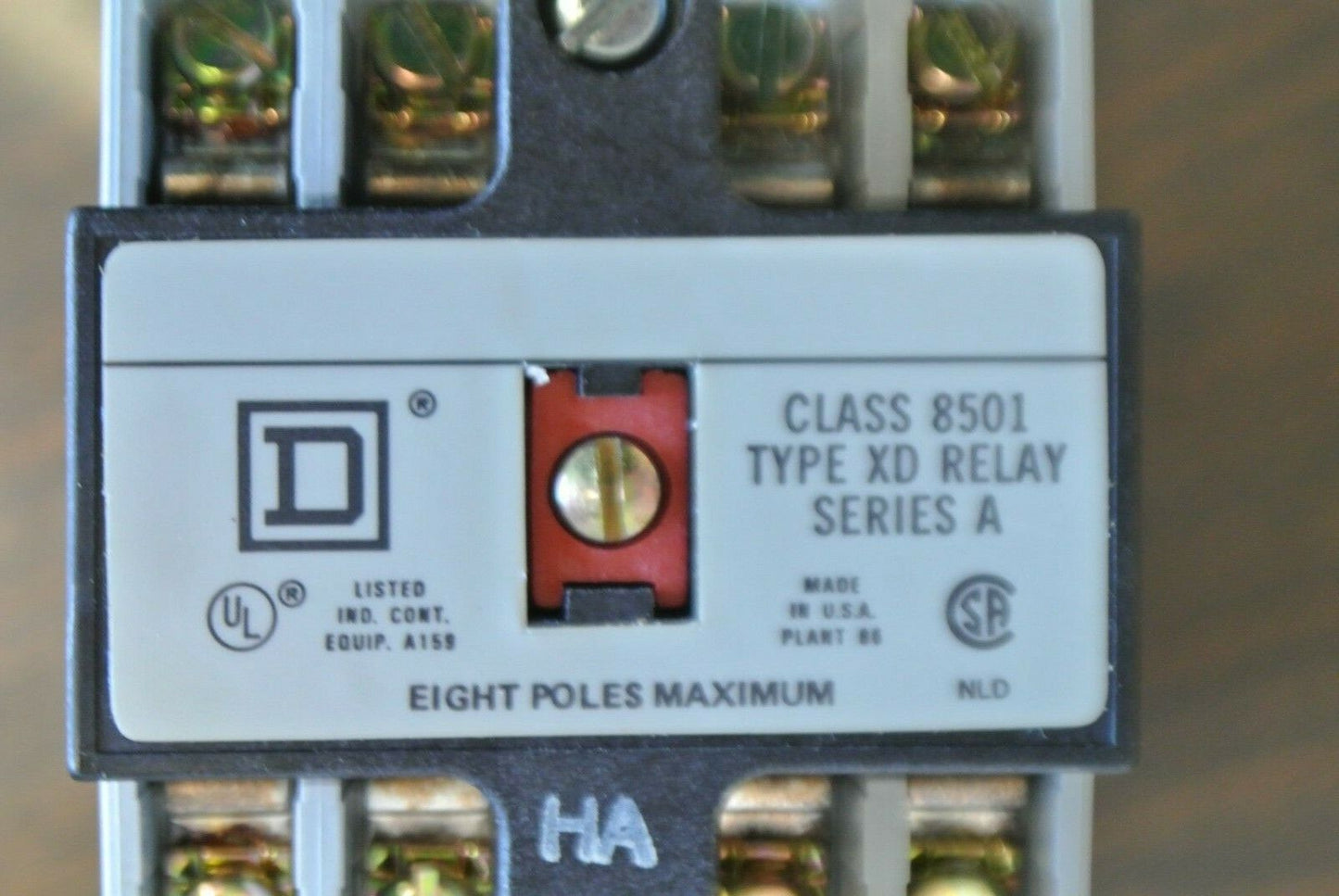 SQUARE D 8501 XDO22 INDUSTRIAL CONTROL RELAY / FORM HA / Ser. A / NEW SURPLUS