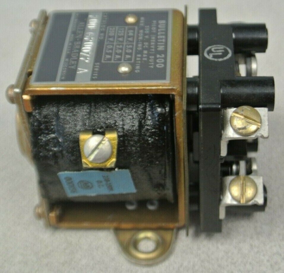 ALLEN-BRADLEY 200-G200Z2 / TYPE G DC RELAY / 230-250VDC / NEW SURPLUS