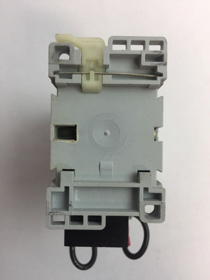 ALLEN BRADLEY 100-C37*00 CONTACTOR SER C 60A 600VAC COIL 120/110V 60/50HZ 100-F