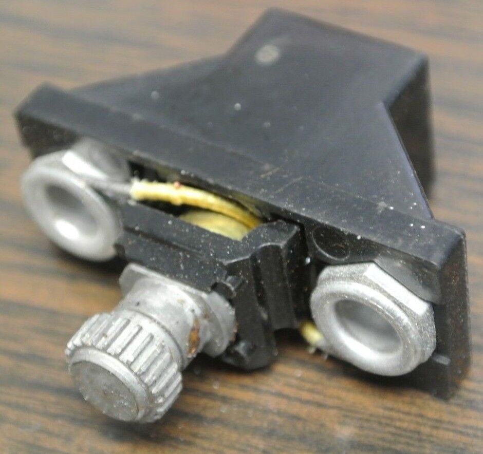 ALLEN-BRADLEY / W33 OVERLOAD RELAY HEATER ELEMENT / NEW SURPLUS