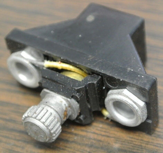 ALLEN-BRADLEY / W33 OVERLOAD RELAY HEATER ELEMENT / NEW SURPLUS