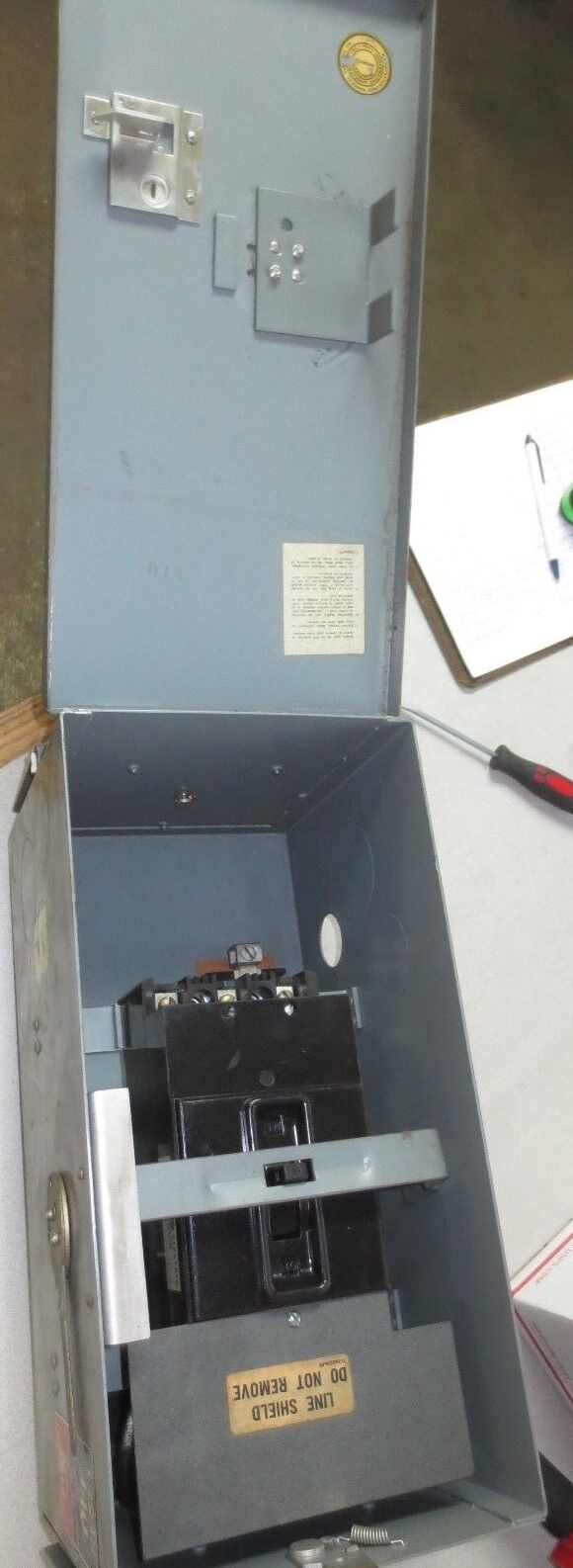 GENERAL ELECTRIC DFPFA47DE BUS PLUG / CIRCUIT BREAKER 70A, 600VAC, 3P,4W