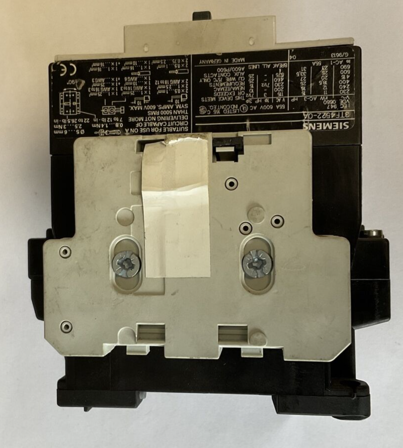 SIEMENS 3TF4522-0A CONTACTOR W/AUX 3TY7 561-1A/ 3TY7 561-1B 600V