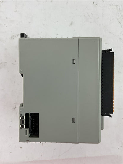 ALLEN BRADLEY 1769-L24ER-QB1B SER A FW REV 1.004 750KB D I/O CONTROLLER COMPACT