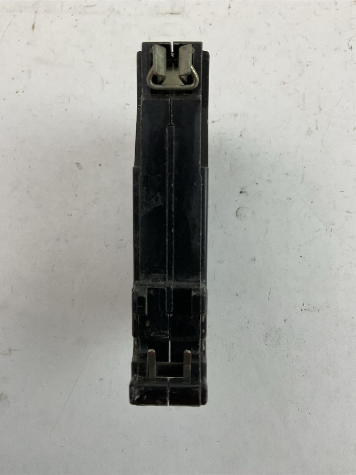 CUTLER HAMMER CHNT2020 2POLE 20/20AMP 120/240VAC CIRCUIT BREAKER