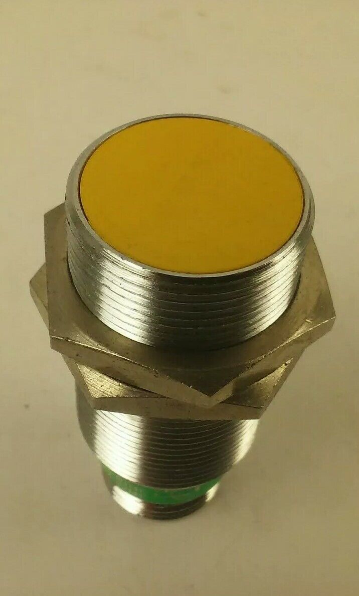 TURCK Bi10-G30-AP6X-B1141 PROXIMITY SWITCH 10-30VDC 200mA 10mm Bi10G30AP6XB1141