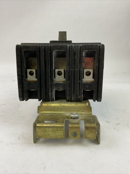 SQUARE D FA34030 TYPE FA 30AMP 480VAC 250VDC 3POLE CIRCUIT BREAKER