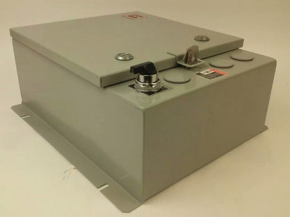 CUTLER HAMMER ECL04C1A8A SERIES A1 LIGHTING CONTACTOR TYPE 1 ENCL A202K1DAM