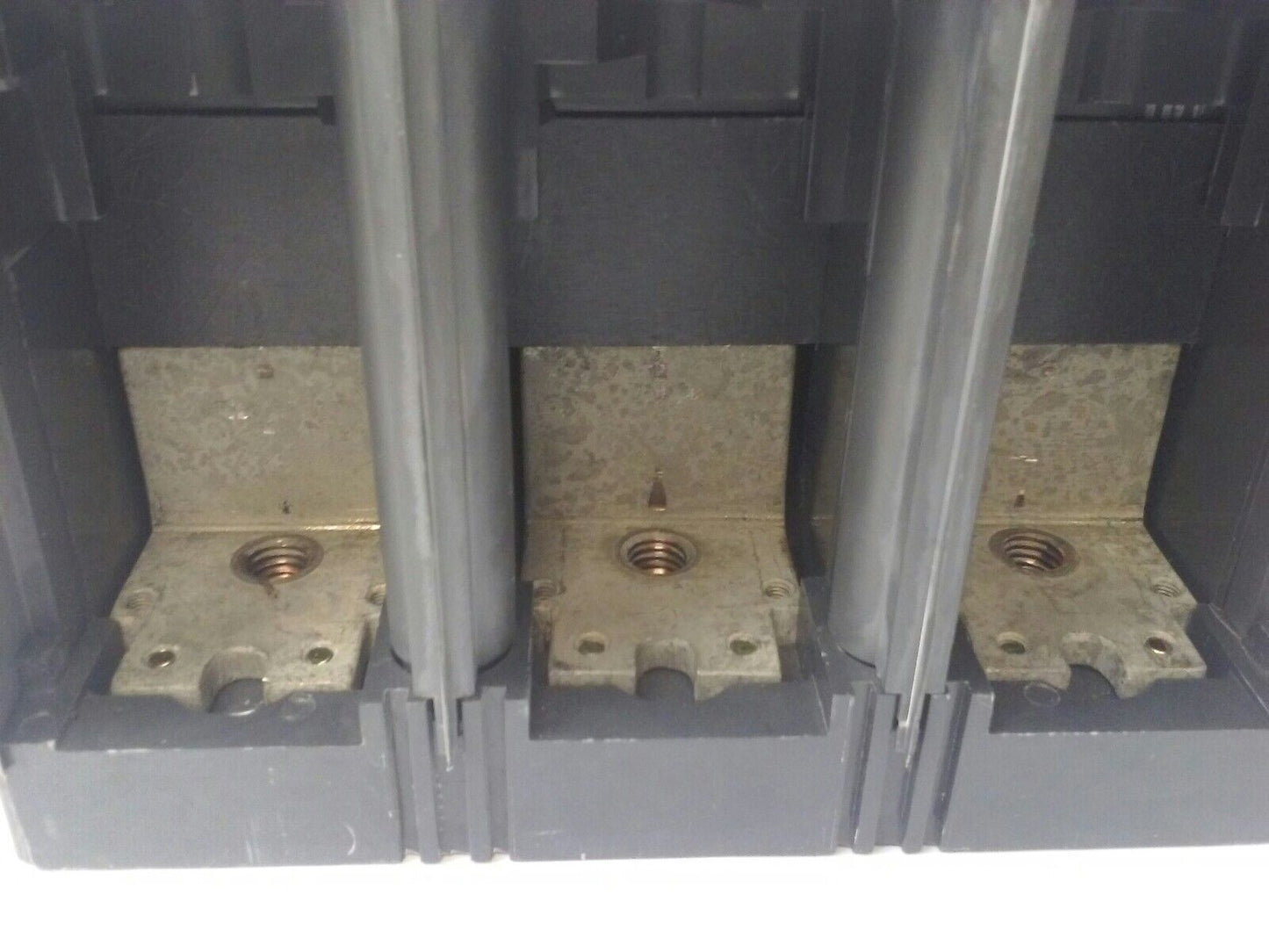 GE SKHA36AT0800 W/ SHUNT TRIP,  RMS, 3P, 800A, 600V, 800A PLUG, SAST1, 65KA,USED