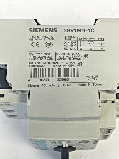 SIEMENS - 3RV1021-4AA10 - CIRCUIT BREAKER W/ 3RV1901-1E & 3RV1901-1C