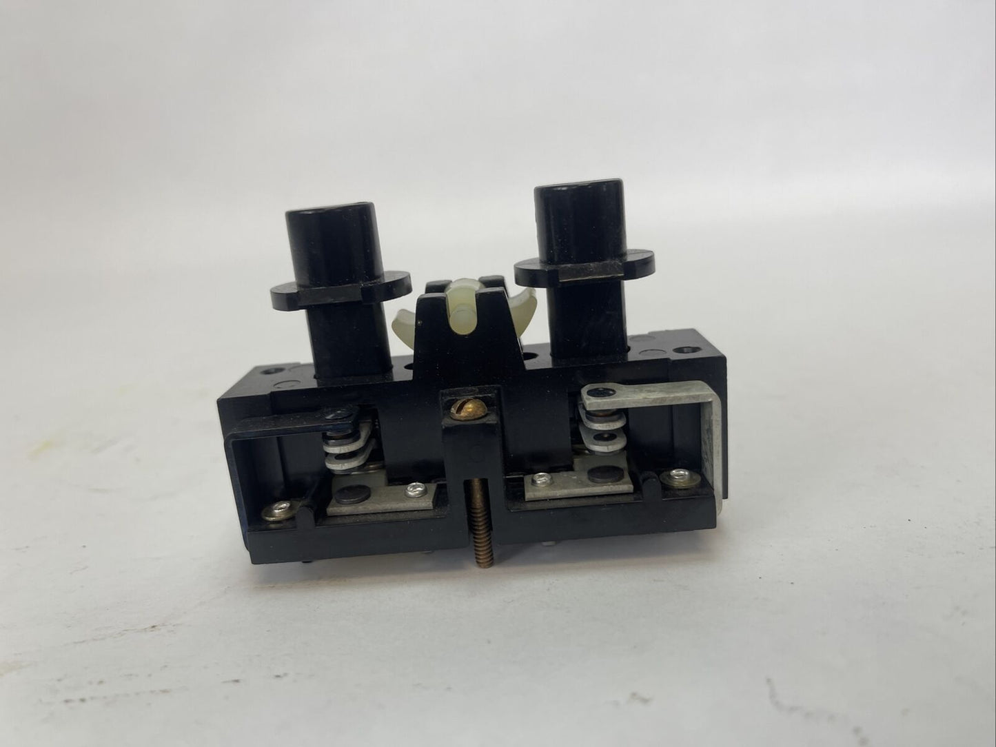 HUBBELL PG2 PBP PUSHBUTTON INSERT SINGLE SPEED / PLUG IN 120/240/480VAC 125/250