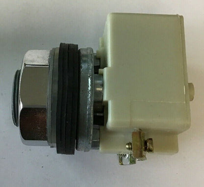 SQUARE D 9001 KP-25 PILOT LIGHT W/O LENS SER.H 240V