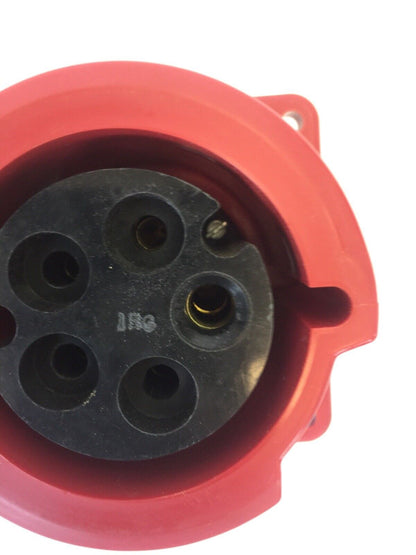 HUBBELL 532R6W PIN & SLEEVE WATERTIGHT RECEPTACLE 32A 220/380VAC 240/415VAC 4P
