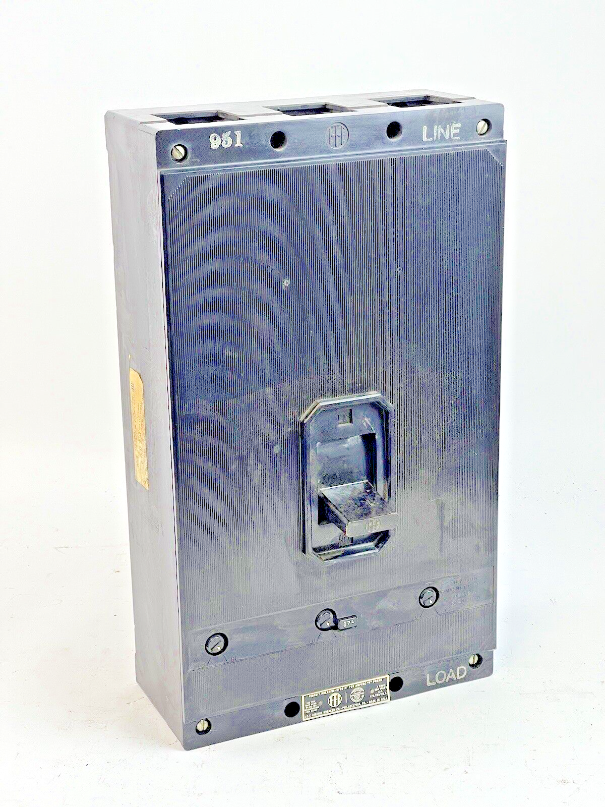 ITE / SIEMENS - ET7004 - CIRCUIT BREAKER -225 AMP, 600 VAC, 3 POLE W/ 175 A TRIP