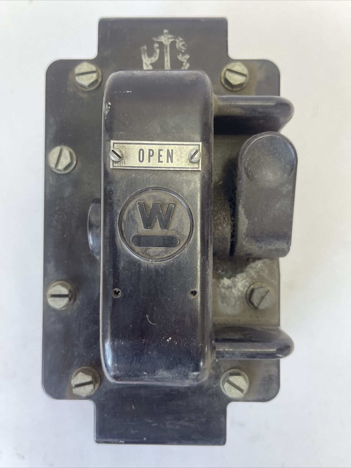 WESTINGHOUSE X6-E 4714 PUSH BUTTON STATION 600V TYPE HDN