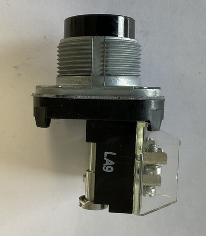 ALLEN BRADLEY 800T-B2A SER.T PUSH BUTTON EXTENDED HEAD BLACK