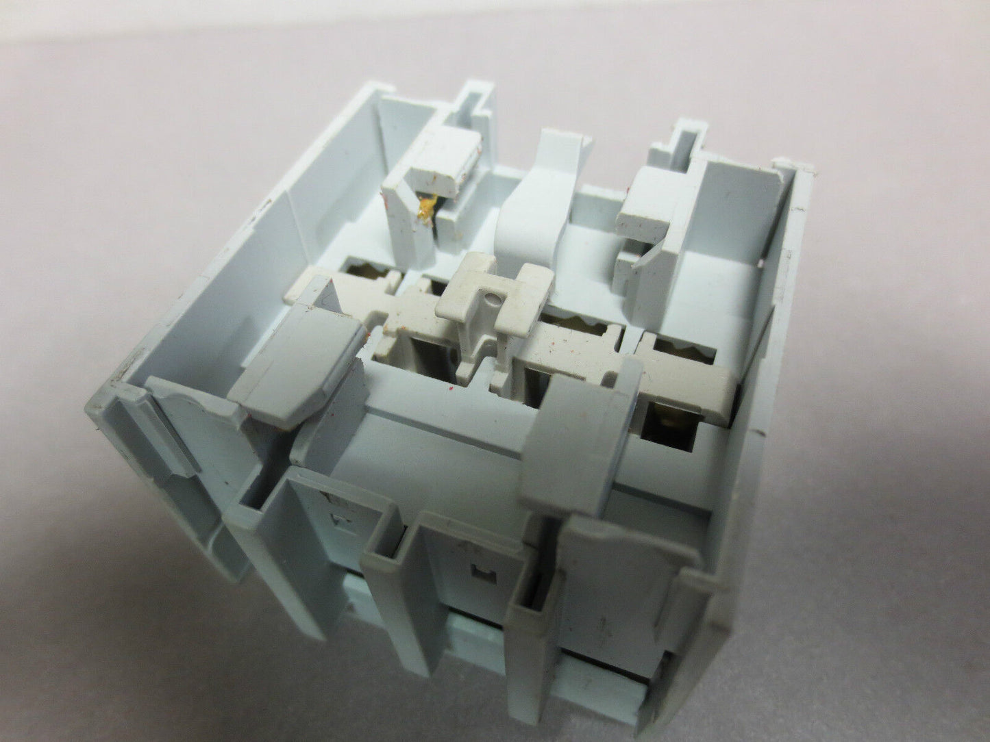 ALLEN-BRADLEY 100-F A40, Ser. B AUXILIARY CONTACT BLOCK ***LOTOF4***
