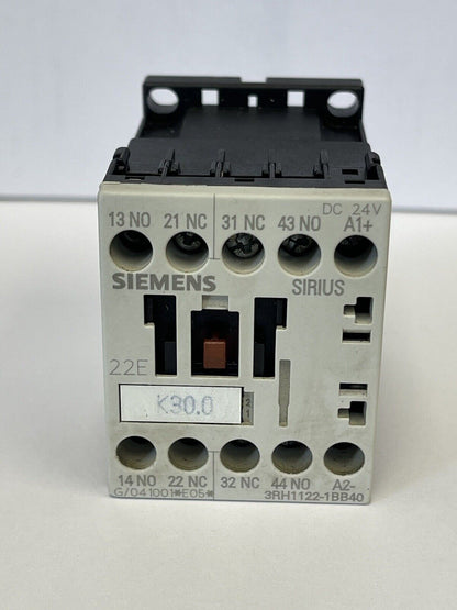 SIEMENS - 3RH1122-1BB40 - CONTACTOR RELAY - 2 NO + 2 NC 24 V DC