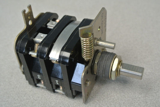 ALLEN-BRADLEY 806-940344 ROTARY PILOT SWITCH / NEW SURPLUS