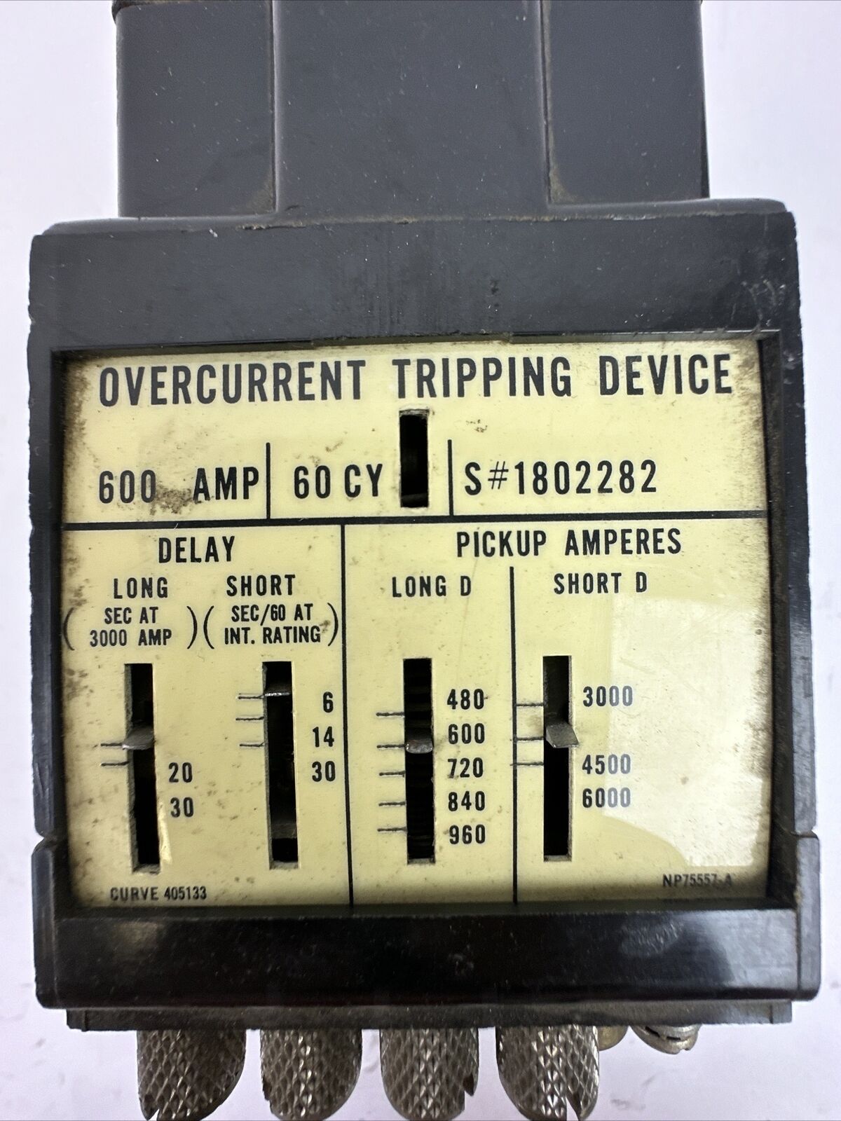 OVERCURRENT TRIPPING DEVICE 600AMP 60CY MODEL#??? MAKE????