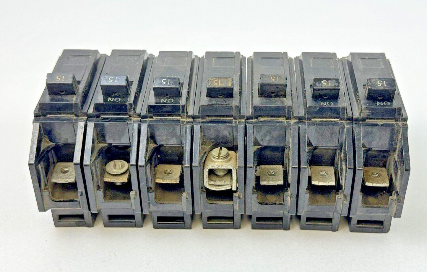 GE *LOT OF 7* - TQC1115 - CIRCUIT BREAKERS - 1 POLE/15A/240VAC/TYPE TQC