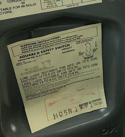SQUARE D D-211-NRB SAFETY SWITCH 30AMP 120/240VAC 3PH 3HP MAX. SER.E1 RAINPROOF