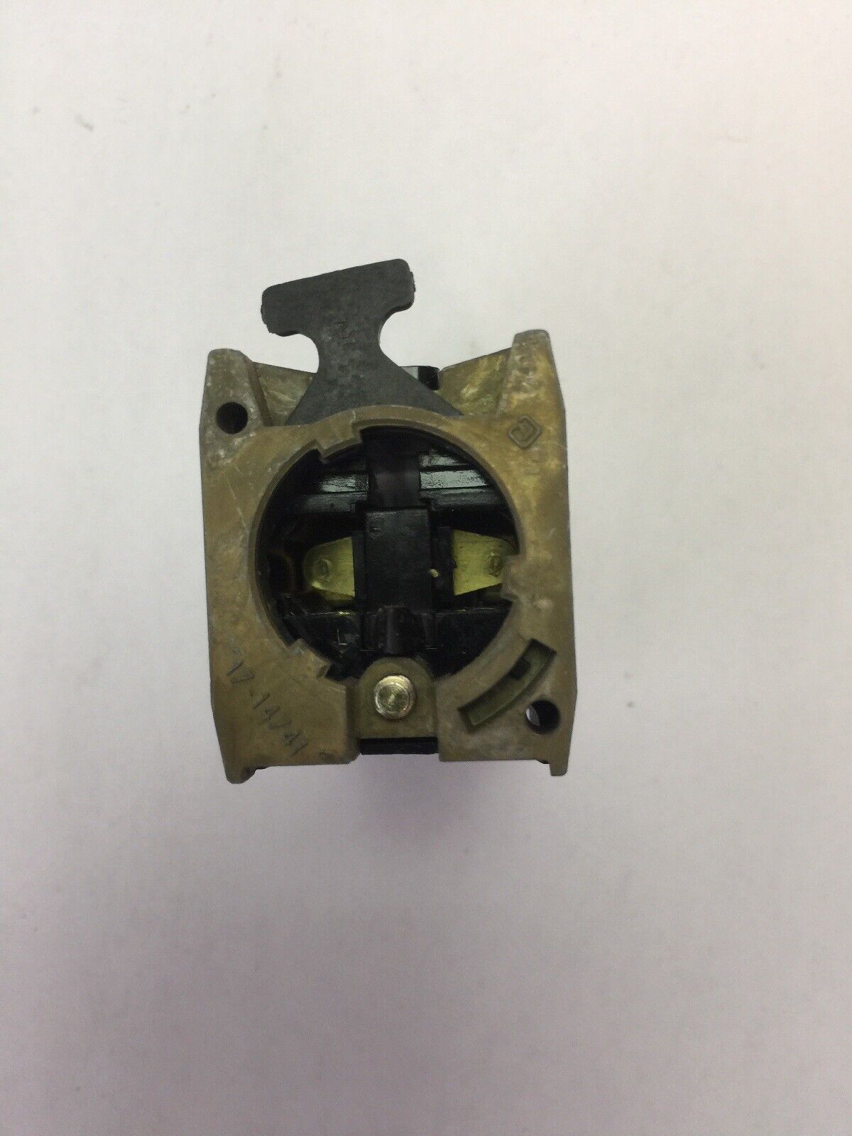 CUTLER HAMMER E22C3 CONTACT BLOCK