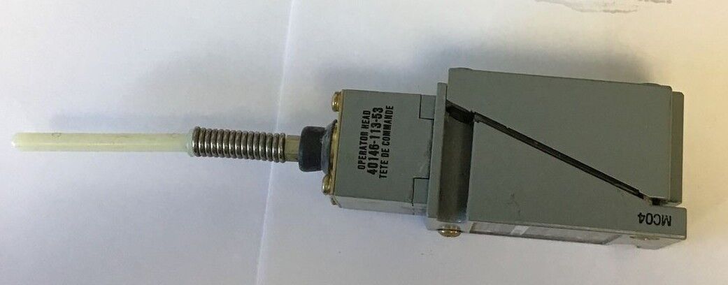 ALLEN BRADLEY 802T-WSP OILTIGHT LIMIT SWITCH SER.H W/40146-113-53 OPERATOR HEAD