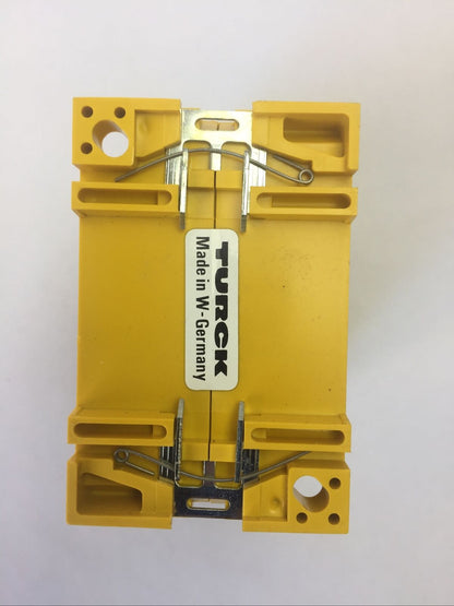 TURCK MS 41-12 Ex0-R MULTI SAFE POWER SUPPLY 110VAC RELAY OUTPUT 250VAC 60VDC